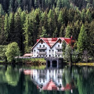 pexels-eberhard-grossgasteiger-449461 House by the lake